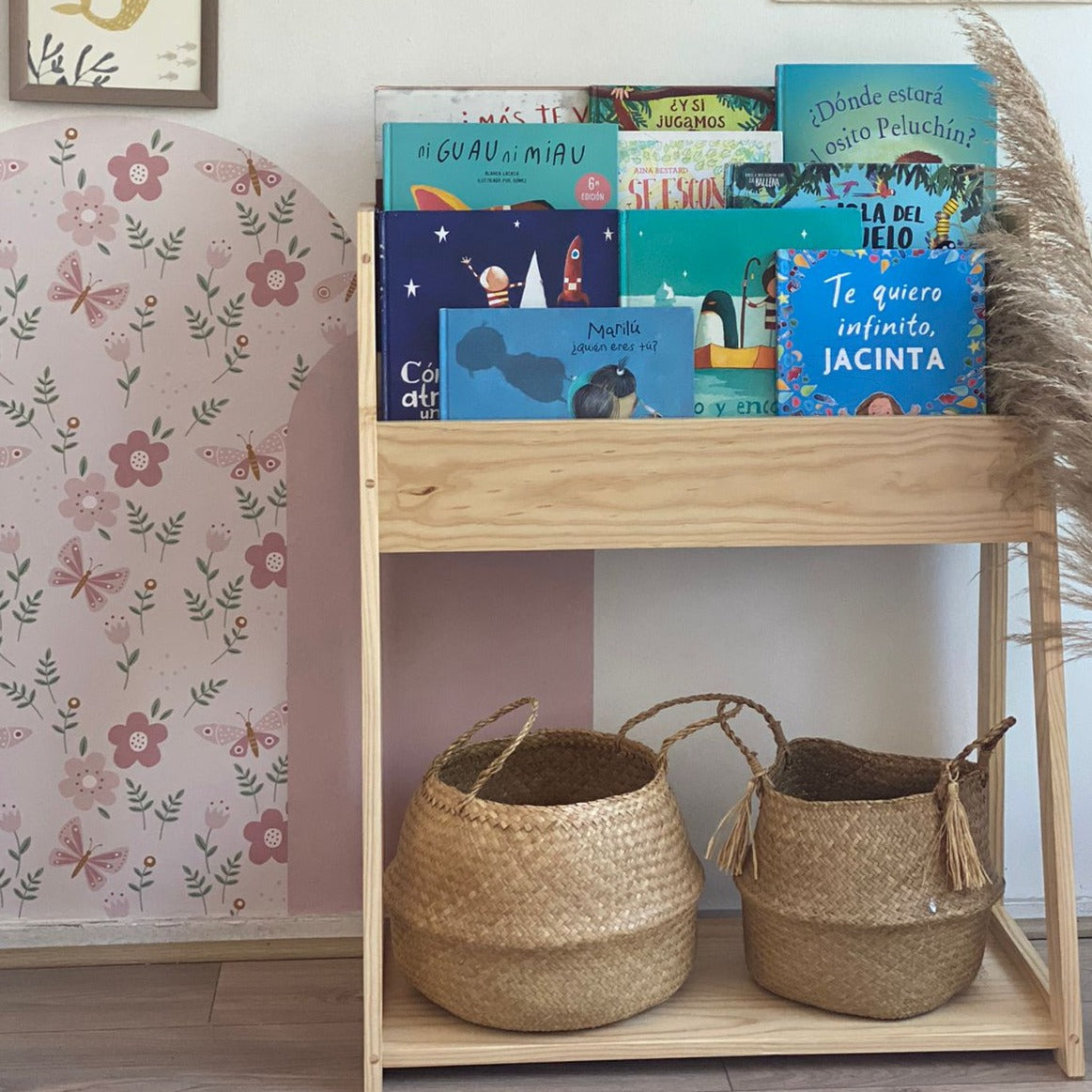 mueble para poner libros y guardar juguetes