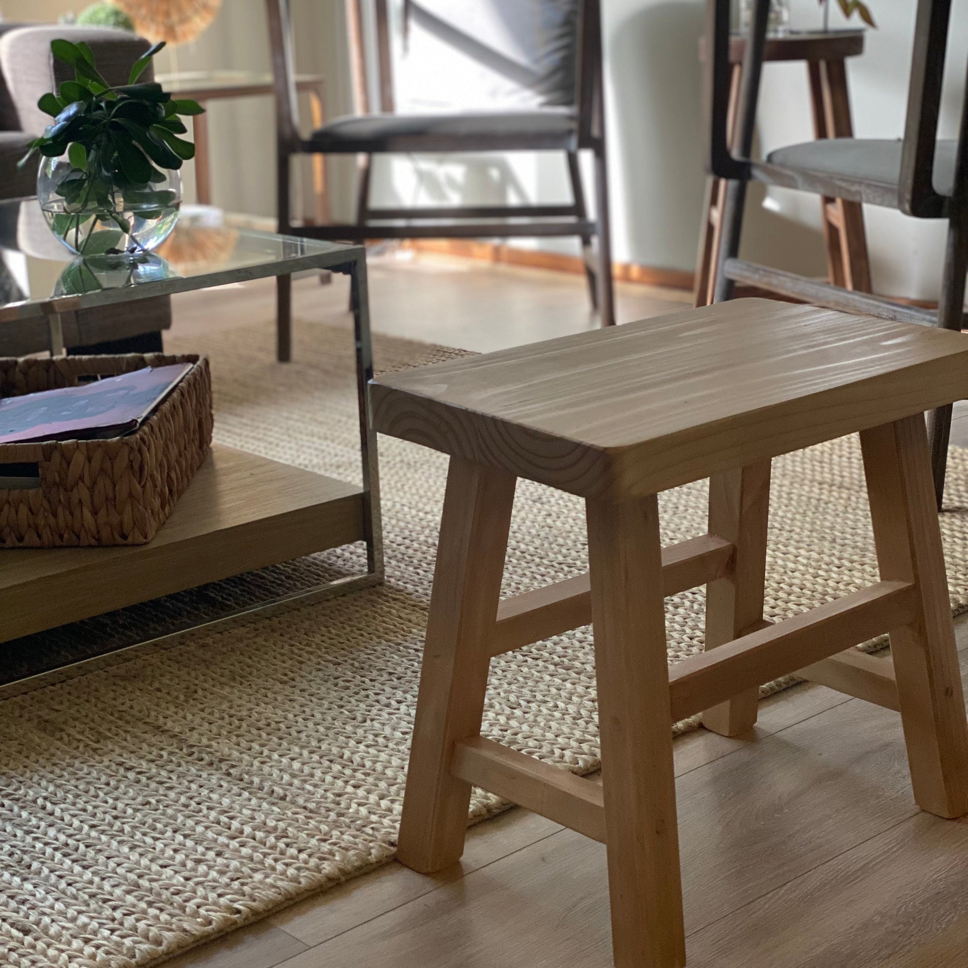 piso de madera pequeño para salas de estar o living 