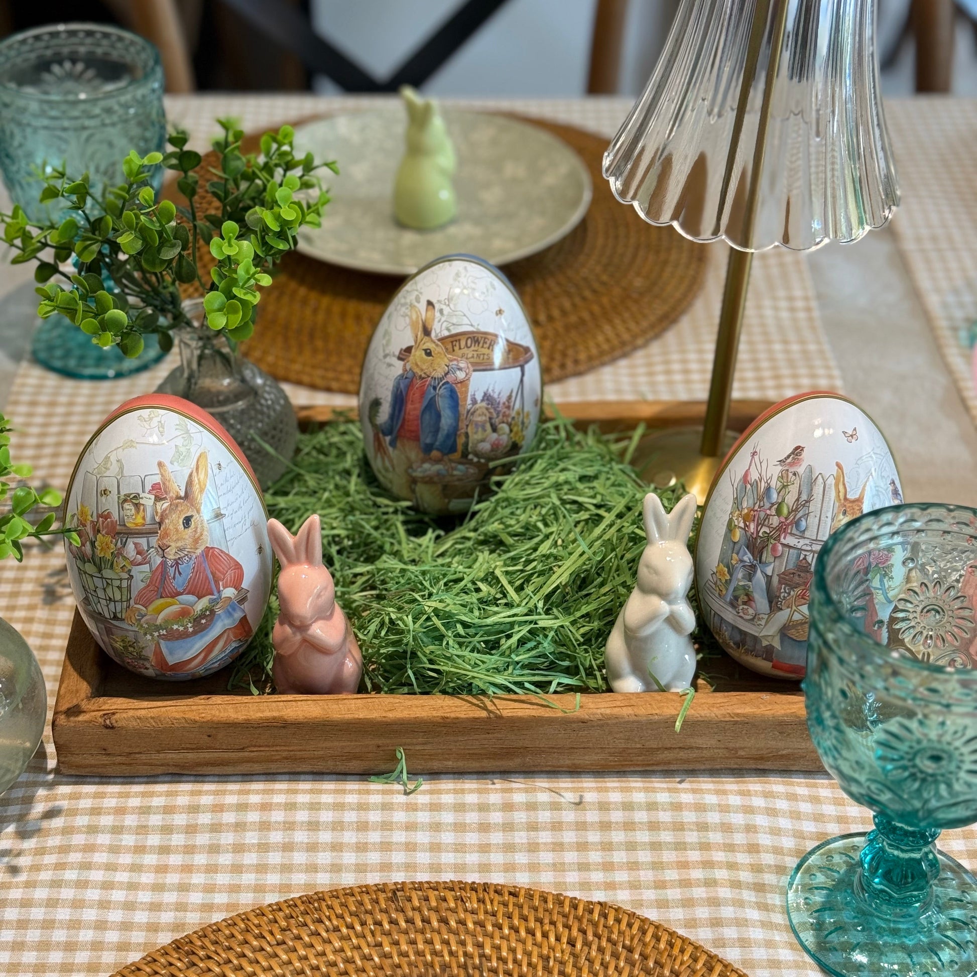 huevos metalicos para esconder huevos 