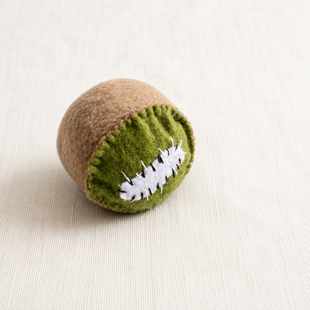 kiwi de juguete