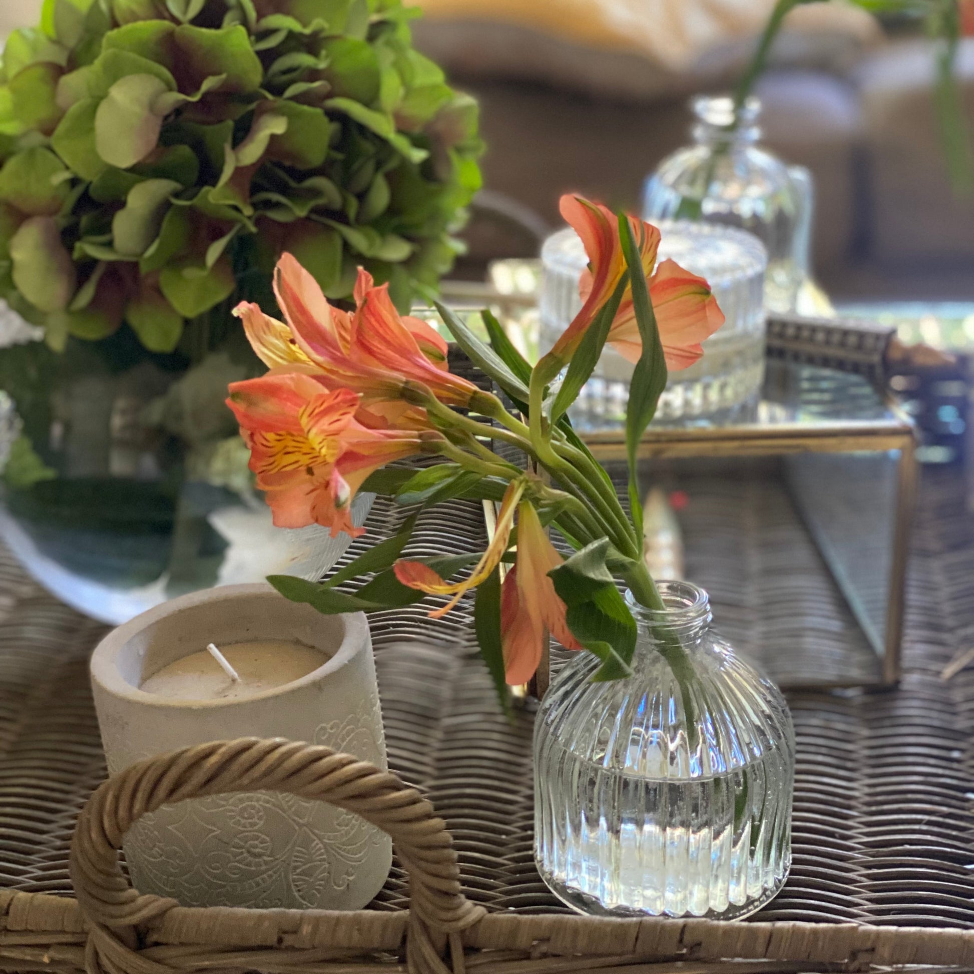 florero pequeño para decorar tu mesa de celebracion 