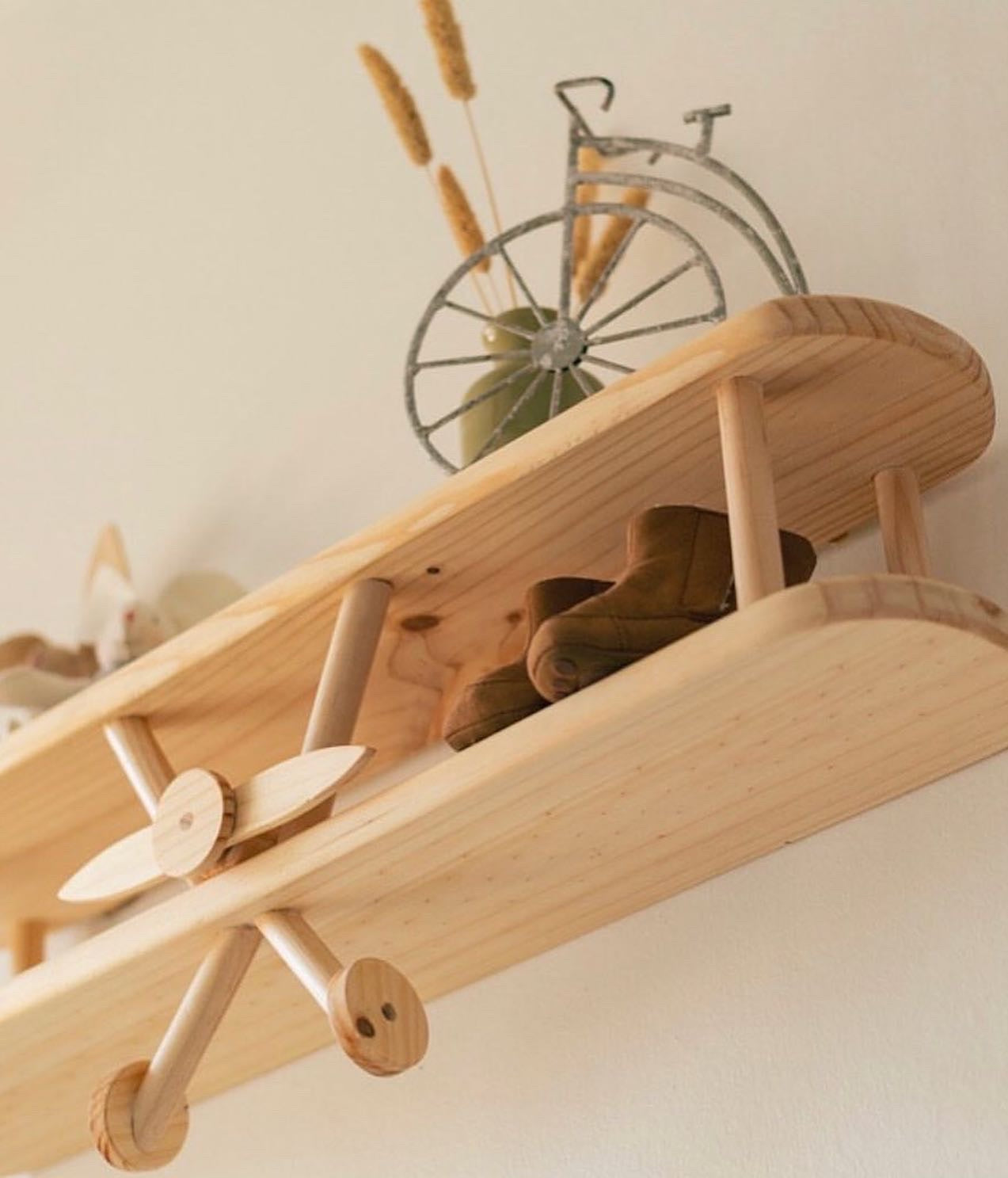 repisa decorativa de madera infantil para decorar las paredes y habitacion infantil 